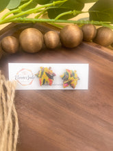 Load image into Gallery viewer, Leaf Stud |Statement Earrings
