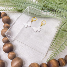 Load image into Gallery viewer, White Speckled Butterfly Huggie Dangle Statement Earrings