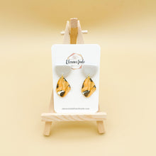 Load image into Gallery viewer, Textured Dome w/ Wavy Teardrop Charm| Statement Earring | Pearl